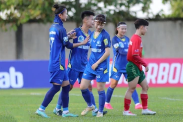 Các cô gái Thái Nguyên T&T thắng thuyết phục TP Hồ Chí Minh I trong trận ra quân. (Ảnh: VFF)