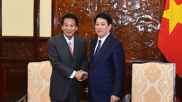 Chủ tịch nước Lương Cường tiếp nguyên Đại sứ đặc biệt Việt Nam-Nhật Bản Sugi Ryotaro.