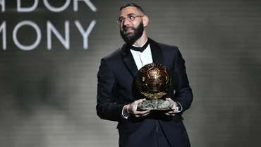 Benzema lần đầu tiên nhận giải thưởng Quả bóng Vàng 2022 sau một năm thành công trong màu áo Real Madrid. (Ảnh: Getty)