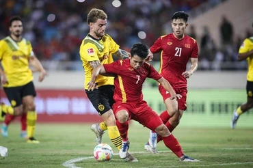 Hồng Duy thi đấu năng nổ. (Ảnh: Khoa Nguyễn)
