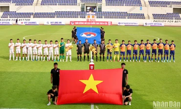 Trận đấu giữa chủ nhà Bà Rịa-Vũng Tàu và SHB Đà Nẵng khai màn giải đấu. (Ảnh: TUẤN HỮU)