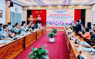 Quang cảnh Hội nghị xúc tiến đầu tư với các doanh nghiệp phụ trợ của Tập đoàn LG (Hàn Quốc).