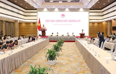 Quang cảnh buổi họp.