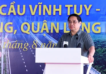 [Ảnh] Thủ tướng Phạm Minh Chính dự lễ khánh thành cầu Vĩnh Tuy giai đoạn 2