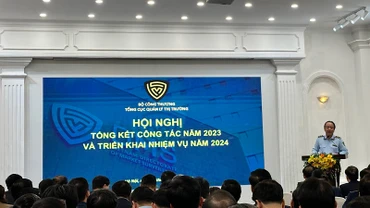 Quang cảnh Hội nghị tổng kết công tác năm 2023 và triển khai nhiệm vụ năm 2024 của Tổng cục Quản lý thị trường.