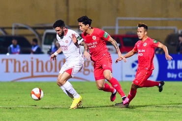 [Ảnh] Công an Hà Nội bại trận Viettel trong "derby thủ đô"