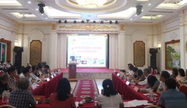 Toàn cảnh buổi hội thảo báo chí về chuyển đổi số.