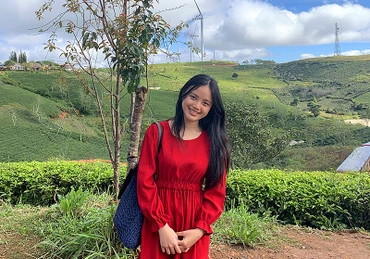 Minh Anh trong chuyến tham quan và học tập tại tỉnh Lâm Đồng. Ảnh: Nhân vật cung cấp