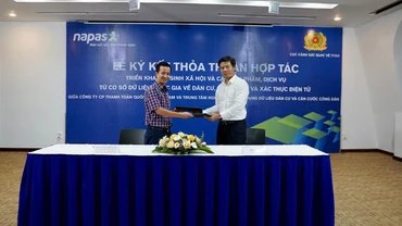 Quang cảnh lễ ký kết.