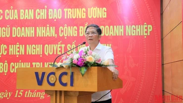 Đồng chí Trần Tuấn Anh phát biểu tại buổi làm việc.
