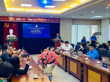 Các đại biểu tại lễ phát động cuộc thi.
