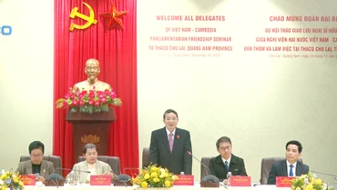 Phó Chủ tịch Quốc hội Nguyễn Đức Hải phát biểu tại buổi làm việc.