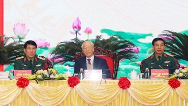 [Ảnh] Tổng Bí thư Nguyễn Phú Trọng dự Hội nghị Quân chính toàn quân năm 2022