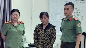Đối tượng Âu Thị Mạnh tại Cơ quan An ninh điều tra.