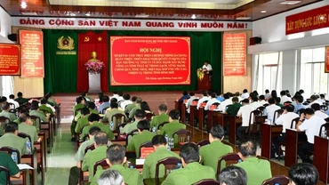Đại biểu và lực lượng Công an tham dự tại Hội nghị. (Ảnh: Thanh Việt)