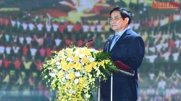 Thủ tướng Phạm Minh Chính phát biểu tại Lễ đón nhận Bằng của UNESCO ghi danh “Nghệ thuật Xòe Thái” vào danh sách Di sản văn hóa phi vật thể đại diện của nhân loại. (Ảnh: Trần Hải)
