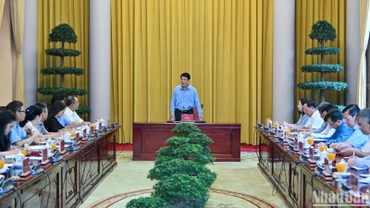 Chủ tịch nước Lương Cường làm việc với Văn phòng Chủ tịch nước.