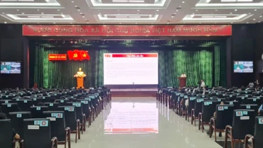 Hội nghị quán triệt, triển khai các văn bản mới của Trung ương, của Thành ủy Đà Nẵng.