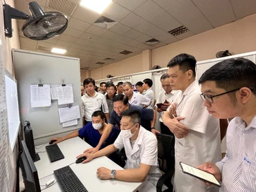 Sử dụng bệnh án điện tử giúp các bác sĩ đưa ra kết luận chẩn đoán và điều trị nhanh chóng và thuận tiện.