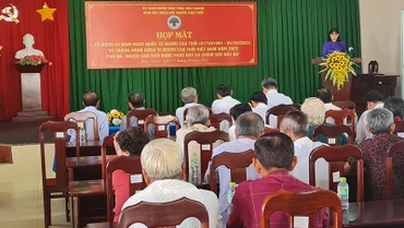 Quang cảnh buổi họp mặt.