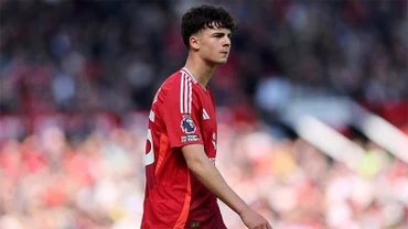 Tyler Fredricson - tài năng sinh năm 2005 ra mắt ấn tượng tại Manchester United. (Ảnh: MUFC)