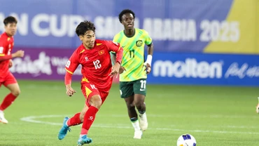 Chu Ngọc Nguyễn Lực là một trong những cầu thủ xuất sắc sinh năm 2009 trong đội hình U17 Việt Nam. (Ảnh: VFF)
