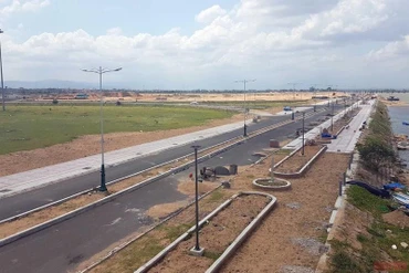 Khu đô thị mới Nam thành phố Tuy Hòa, Phú Yên giảm giá trái pháp luật khi bán đấu giá gây thiệt hại ngân sách nhà nước. (Ảnh: Trình Kế)