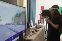 Trải nghiệm các sản phẩm thực tế ảo tại Gian hàng Metaverse.