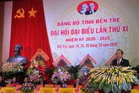 Đồng chí Trương Hòa Bình, Ủy viên Bộ Chính trị, Phó Thủ tướng Thường trực Chính phủ phát biểu chỉ đạo tại Đại hội.
