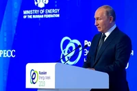 Tổng thống Nga Nga Vladimir Putin phát biểu tại phiên họp toàn thể của Diễn đàn Quốc tế "Tuần lễ Năng lượng Nga" năm 2019. (Ảnh: kremlin.ru)