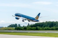 Máy bay Boeing 787 của VNA.