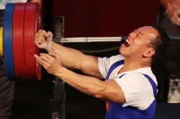 Đô cử Lê Văn Công từng đoạt Huy chương Vàng Paralympic Rio 2016 và Huy chương Bạc Paralympic Tokyo 2020. (Ảnh: Reuters)