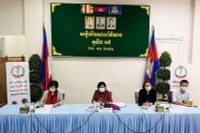 Bộ Y tế Campuchia họp báo, sáng 23-2. (Ảnh: Fresh News)
