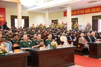 Các đại biểu dự buổi gặp mặt Kỷ niệm 75 năm Ngày truyền thống lực lượng vũ trang tỉnh Nam Định.