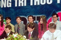 Ký kết bản ghi nhớ<br>giữa các nhà sản xuất.