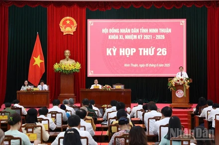 Quang cảnh kỳ họp
