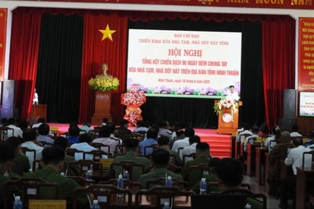 Quang cảnh hội nghị.