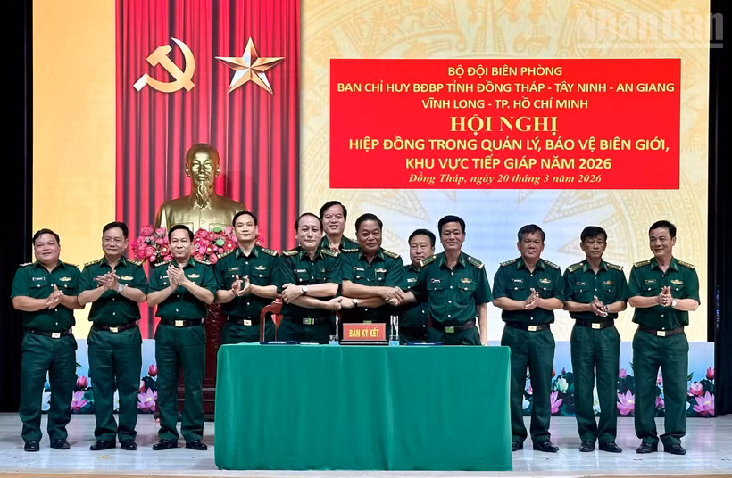 Đại diện Bộ đội Biên phòng các tỉnh, thành phố ký kết kế hoạch hiệp đồng quản lý, bảo vệ biên giới, khu vực tiếp giáp năm 2026.