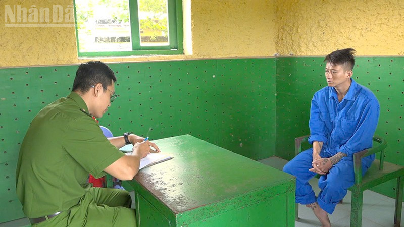 Bắt đối tượng cướp dùng dao tấn công 2 cha con trong đêm Thái Văn Bình An tại cơ quan công an.
