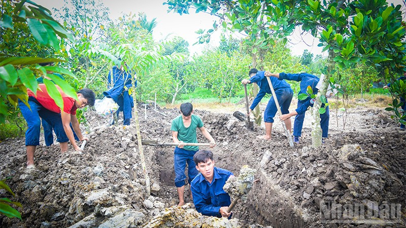 Đội K91 mở rộng khu vực đào tìm với gần 500m³ đất.