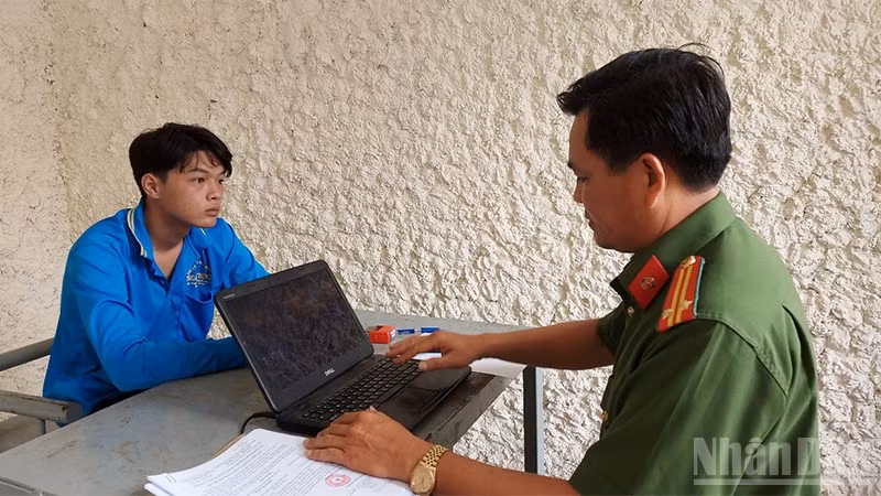 Khúc Văn Thanh tại cơ quan công an.