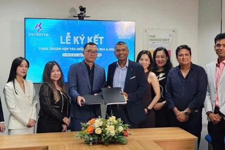 Thỏa thuận ký kết hợp tác giữa 2 bên. (Ảnh: T.A.A)