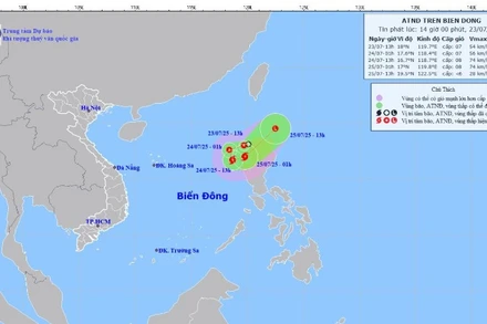Xuất hiện áp thấp nhiệt đới giật cấp 9 trên Biển Đông, khả năng mạnh lên thành bão