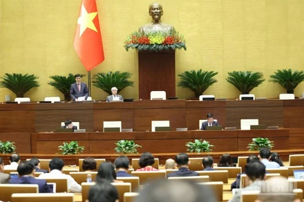 Quang cảnh phiên họp của Quốc hội chiều 8/12. (Ảnh: DUY LINH)