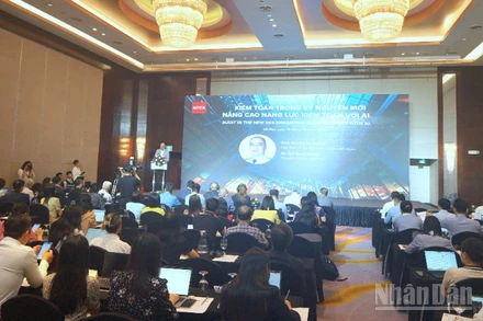 Quang cảnh hội thảo. (Ảnh: TRUNG HƯNG)