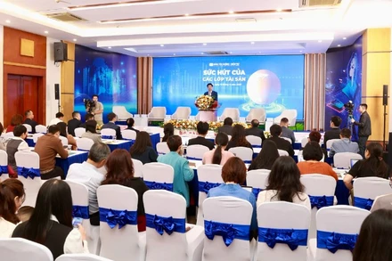 Quang cảnh tọa đàm.