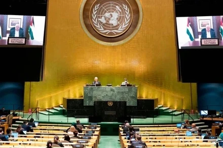 Tổng thống Palestine Mahmoud Abbas phát biểu qua video tại một cuộc họp của Đại hội đồng Liên hợp quốc. (Ảnh: UN)