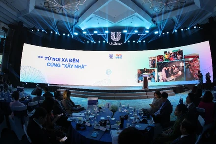 Toàn cảnh sự kiện.