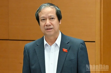 Bộ trưởng Giáo dục và Đào tạo Nguyễn Kim Sơn phát biểu tại phiên thảo luận của Tổ đại biểu Quốc hội đoàn Hà Nội chiều 22/10/2025. (Ảnh: THỦY NGUYÊN)