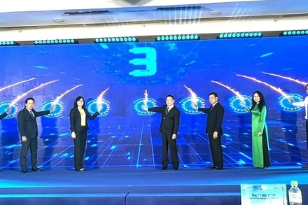 Nghi thức bấm nút phát động Chương trình Chuyển đổi số chợ truyền thống và tiểu thương. (Ảnh: BTC)